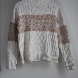 Women's White and Tan Sweater